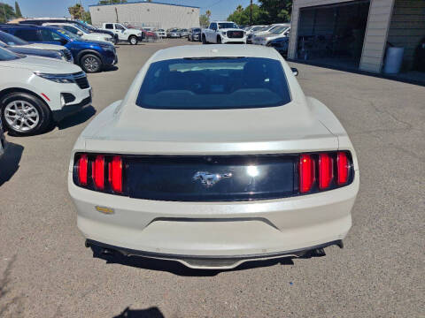 2017 Ford Mustang EcoBoost Premium