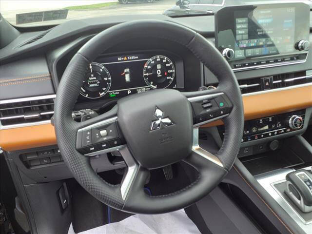 2023 Mitsubishi Outlander PHEV 40th Anniversary