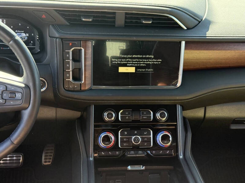 2024 GMC Yukon XL Denali Ultimate