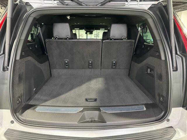 2024 Cadillac Escalade ESV Luxury