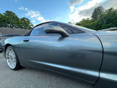 2004 Chevrolet Corvette
