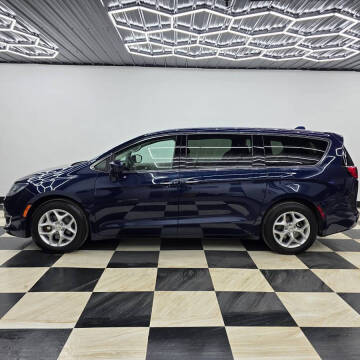 2018 Chrysler Pacifica Touring Plus