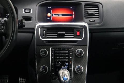 2018 Volvo V60 T6 Polestar