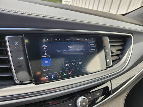 2023 Buick Enclave Essence
