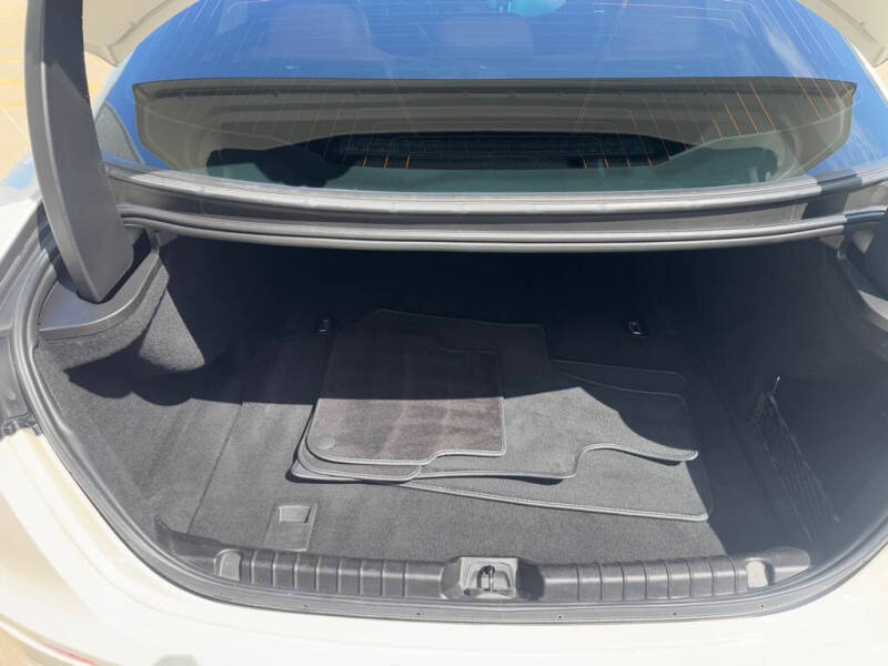 2015 Maserati Ghibli