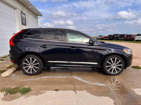 2016 Volvo XC60 T5 Drive-E Premier