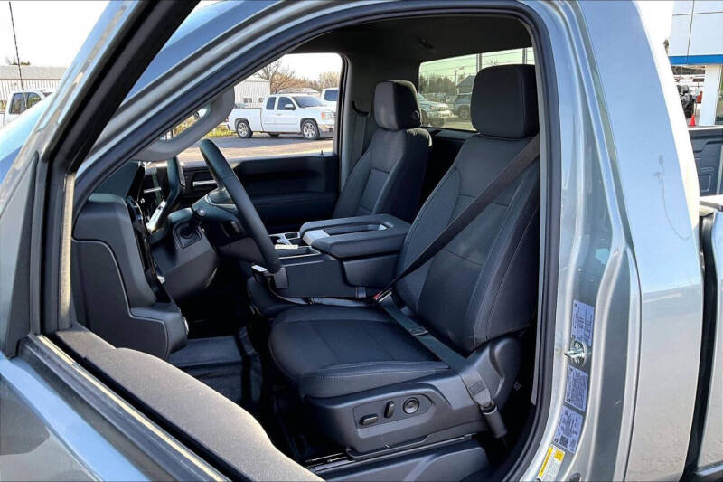 2026 GMC Sierra 2500HD SLE
