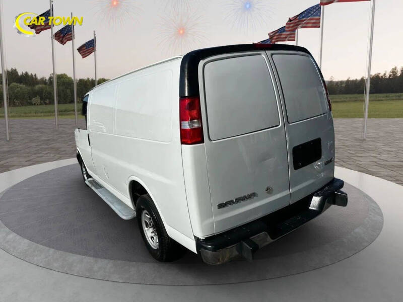 2019 GMC Savana 2500