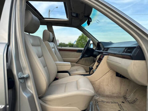 1994 Mercedes-Benz E-Class E 320