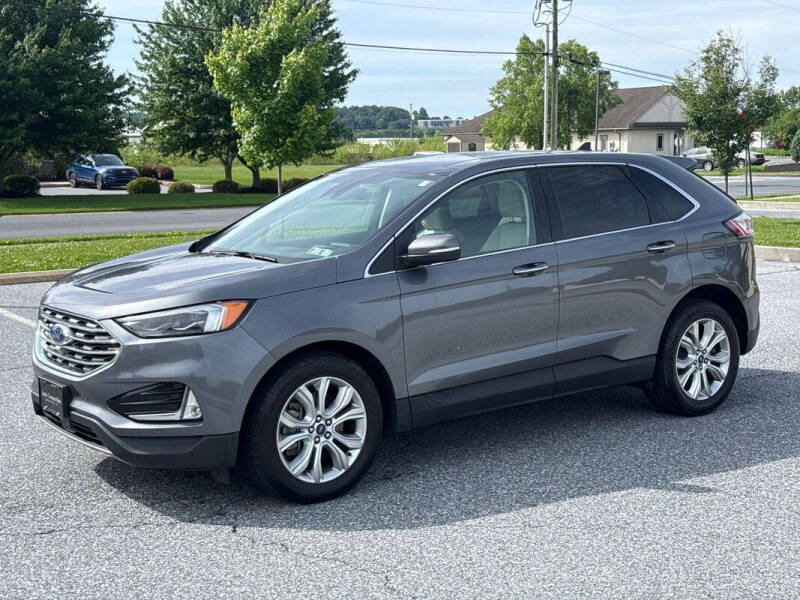 2022 Ford Edge Titanium