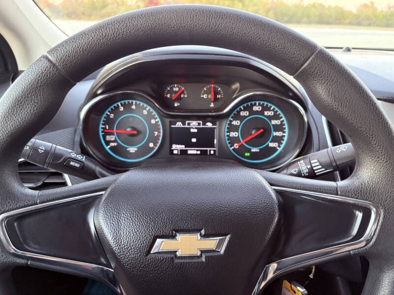 2018 Chevrolet Cruze LS Auto