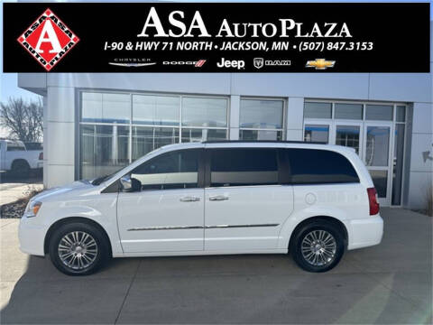 2014 Chrysler Town and Country