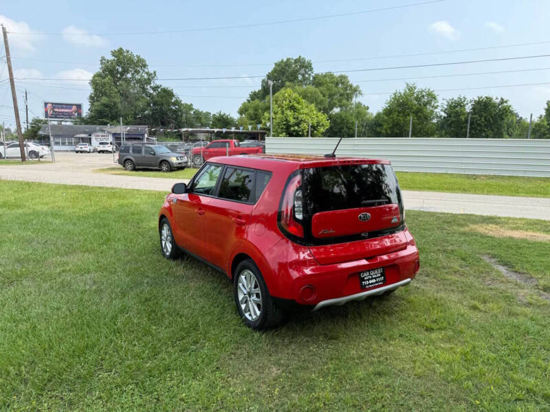 2019 Kia Soul +