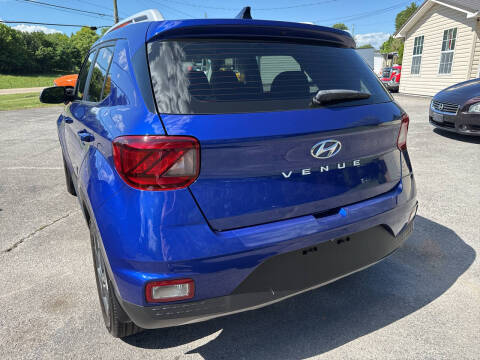 2022 Hyundai Venue SEL