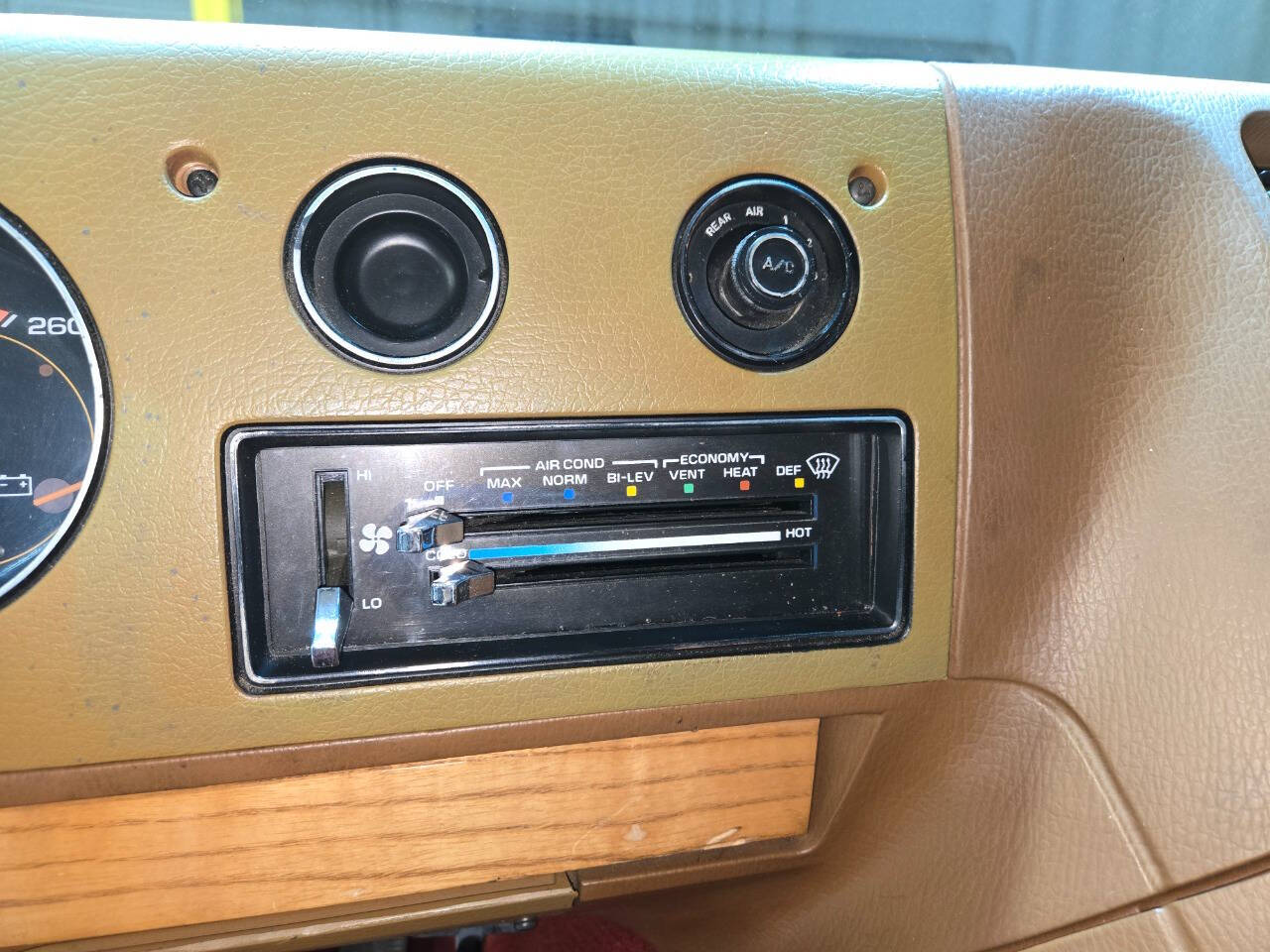 1988 Chevrolet Chevy Van 100