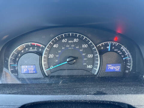 2014 Toyota Camry XLE V6