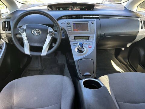 2014 Toyota Prius Four