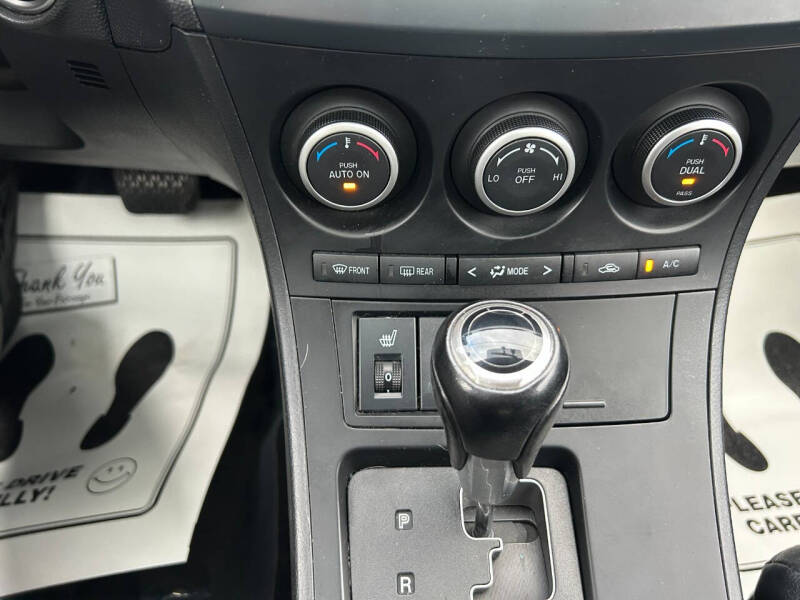 2013 Mazda MAZDA3 i Grand Touring