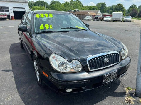 2005 Hyundai Sonata for sale at GREG'S EAGLE AUTO SALES in Massillon OH