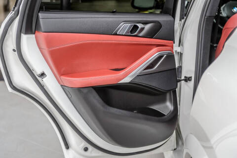 2022 BMW X6 xDrive40i