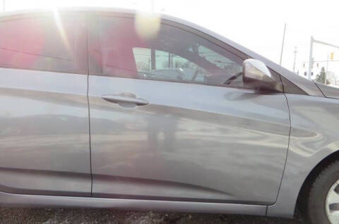 2016 Hyundai Accent SE