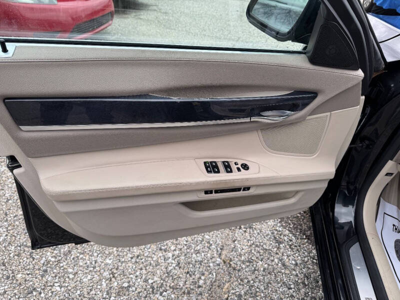 2010 BMW 7 Series 750Li xDrive