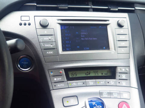 2013 Toyota Prius Three