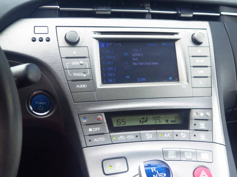2013 Toyota Prius Three