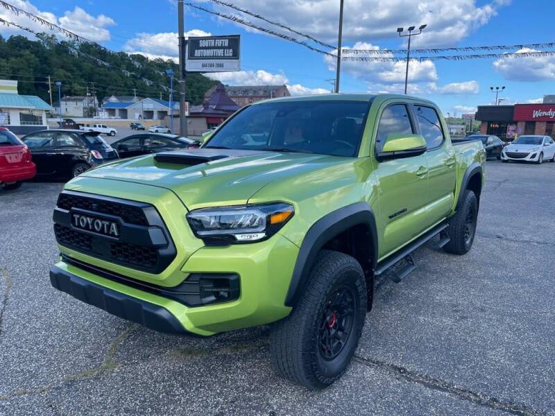 2022 Toyota Tacoma for sale at SOUTH FIFTH AUTOMOTIVE LLC in Marietta OH
