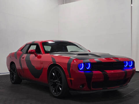 2016 Dodge Challenger SXT Plus