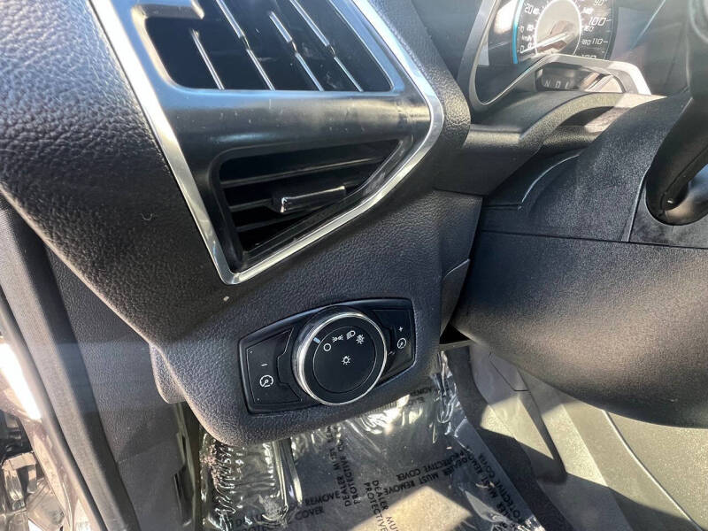 2013 Ford C-MAX Hybrid SE