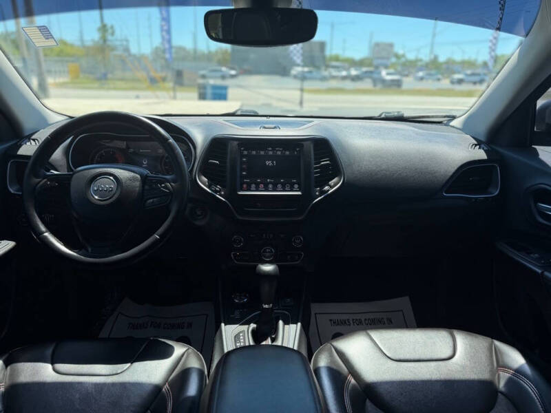 2019 Jeep Cherokee Trailhawk