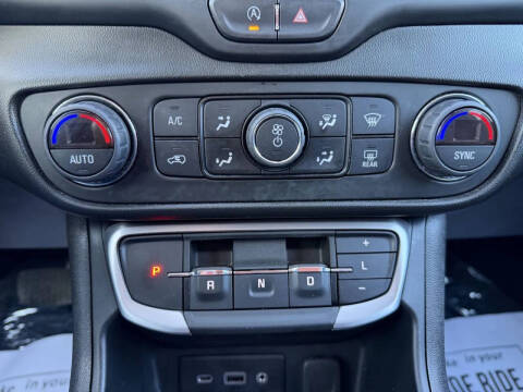 2022 GMC Terrain SLE