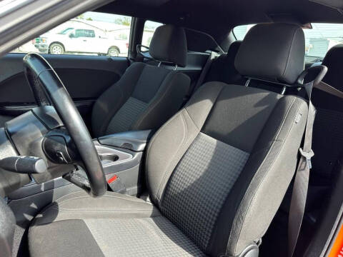 2021 Dodge Challenger SXT