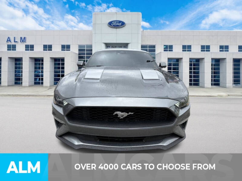 2022 Ford Mustang EcoBoost
