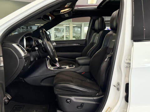 2020 Jeep Grand Cherokee SRT