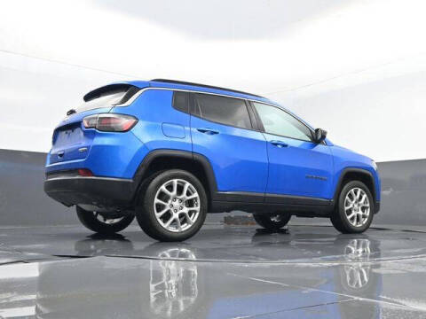 2024 Jeep Compass Latitude Lux