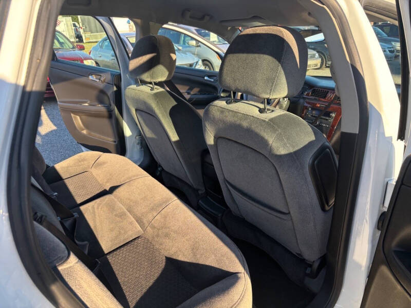 2011 Chevrolet Impala LT Fleet