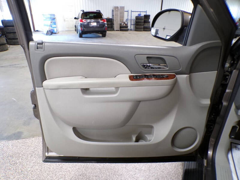 2011 Chevrolet Suburban LT