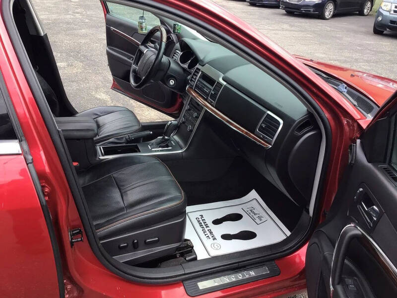 2011 Lincoln MKZ