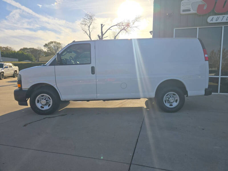 2021 Chevrolet Express 2500