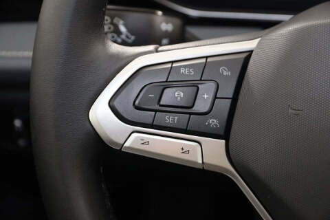 2025 Volkswagen Jetta SEL