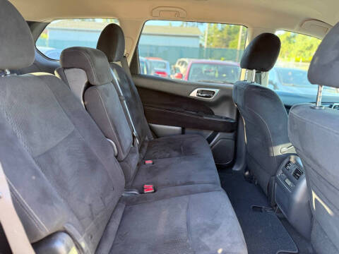 2013 Nissan Pathfinder S