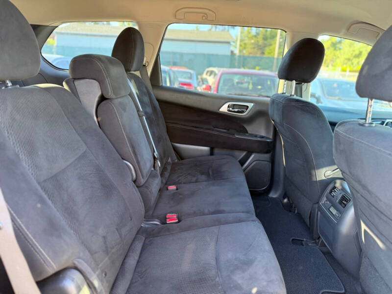 2013 Nissan Pathfinder S