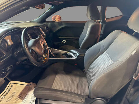 2021 Dodge Challenger SXT