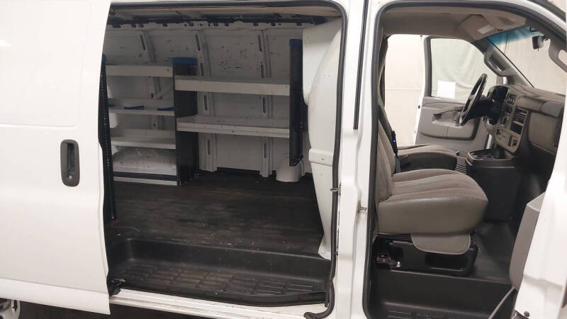 2020 Chevrolet Express 2500