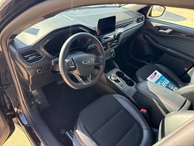 2025 Ford Escape ST-Line