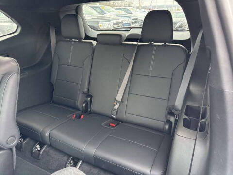 2024 GMC Acadia Elevation