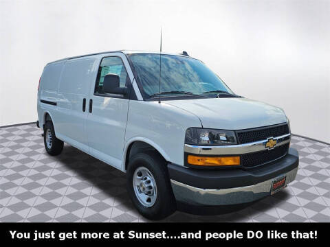 2025 Chevrolet Express 2500
