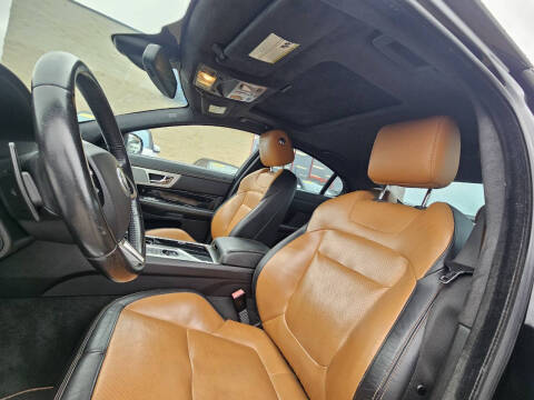 2012 Jaguar XF Supercharged